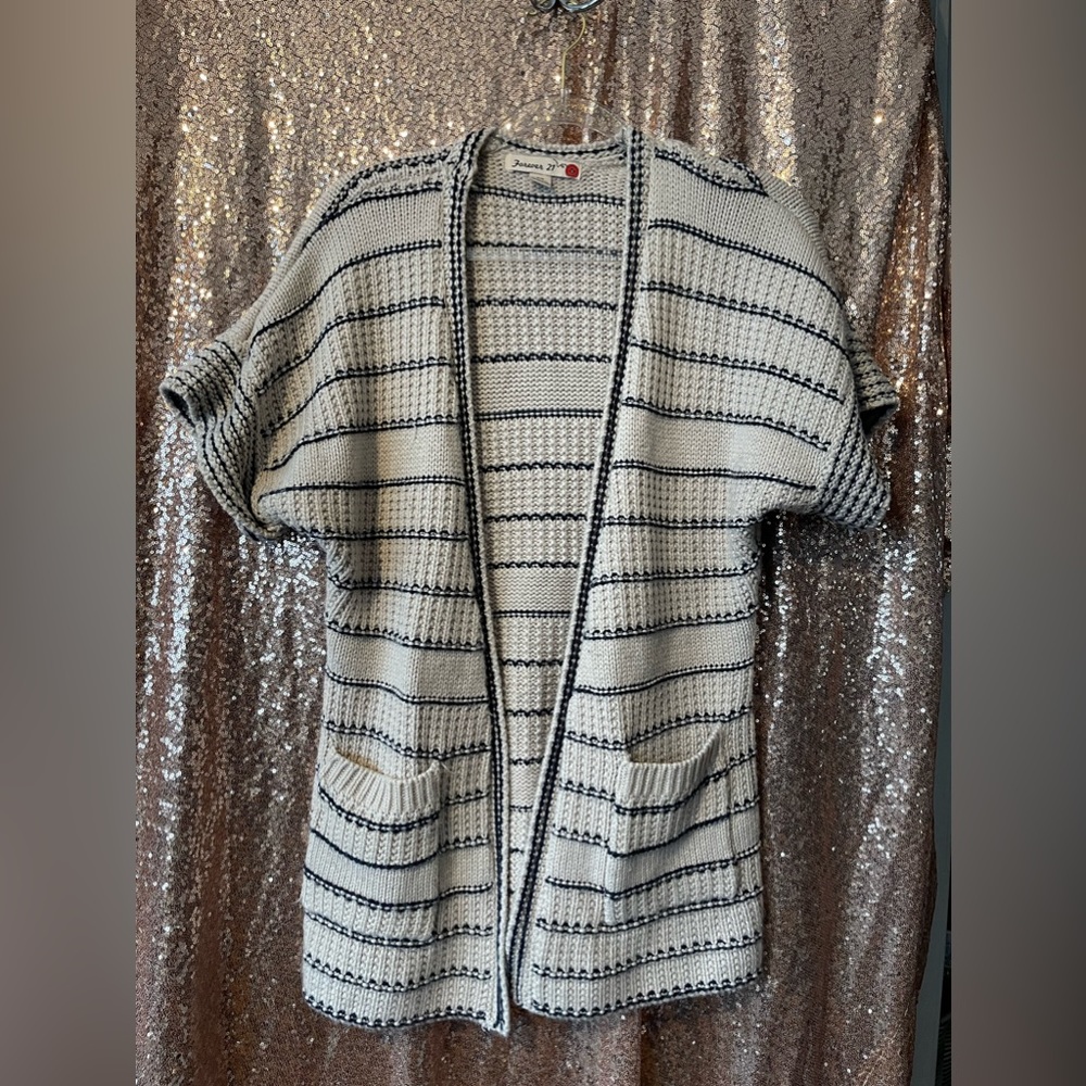 Women’s sweater